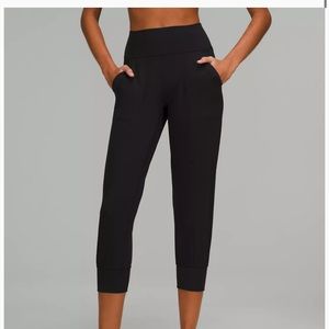 Lulu Align High Rise Crop Jogger